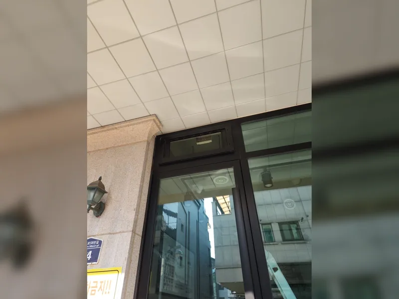 수원시 환풍기 설치 - 고깃집창문환풍기설치 현장 시공 사진 3